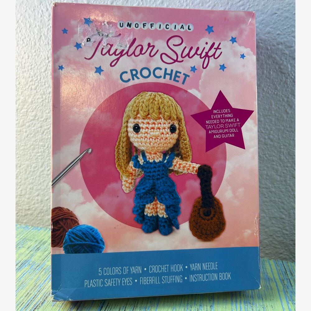 Taylor Swift Amigurumi Doll Guitar Craft Crochet Kit Era